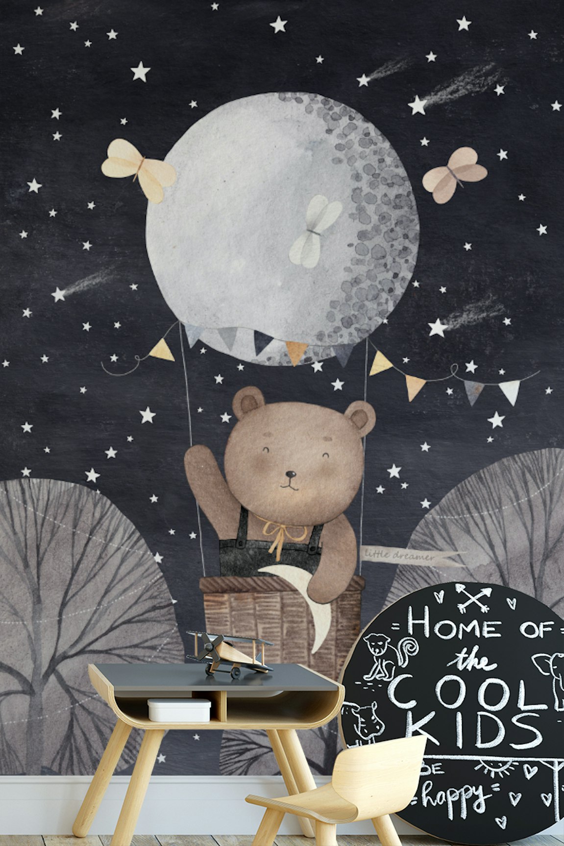 Peel and Stick Dreamy Bear Balloon Adventure Mural